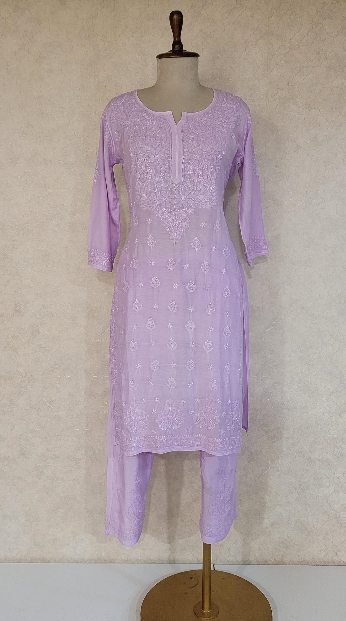 Lavender Muslin Chiankari Kurta & Pant Set