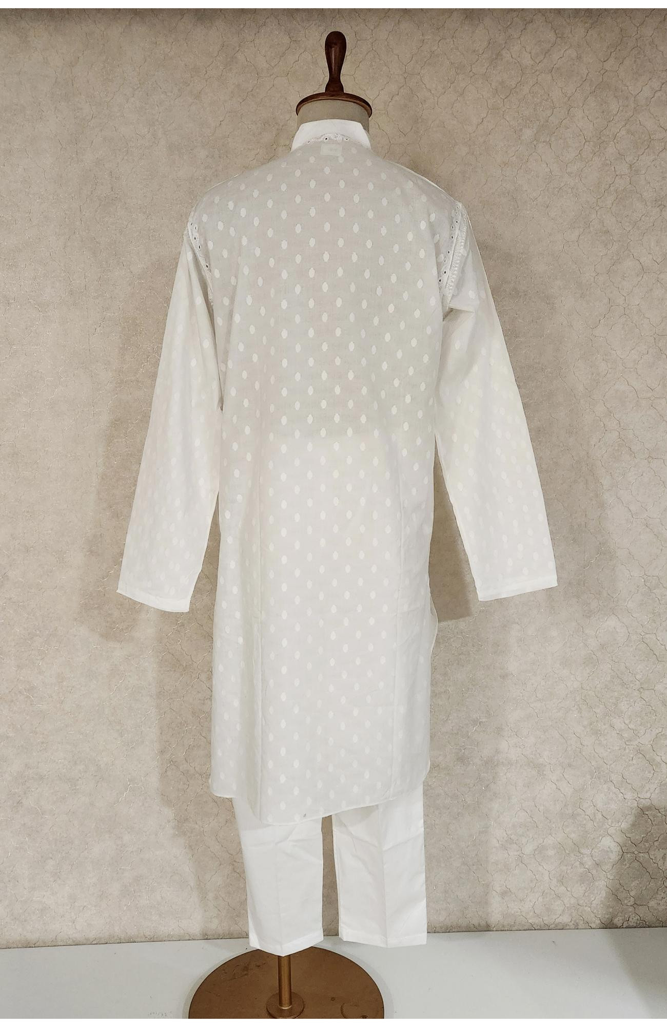 White Mul Cotton Chikankari Kurta