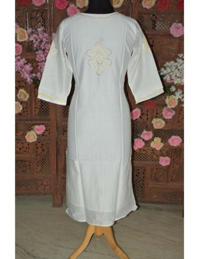 Chhangamal Hand Embroidered Women Off White Colour Cotton Chikankari Kurti