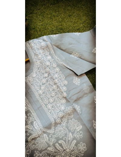Chhangamal Hand Embroidered Womens Gray Colour Cotton Chikankari Kurti
