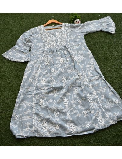 Chhangamal Hand Embroidered Womens Gray Colour Cotton Chikankari Kurti