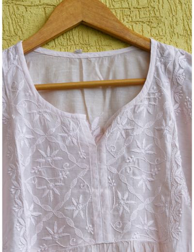 Chhangamal Hand Embroidered Womens Peach Colour Chanderi Chikankari Kurta set