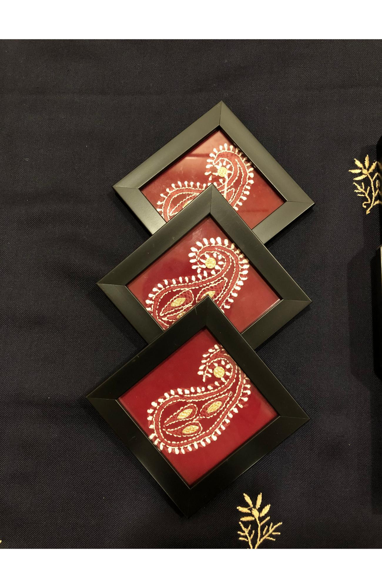 Red Georgette Chikankari Coaster Set