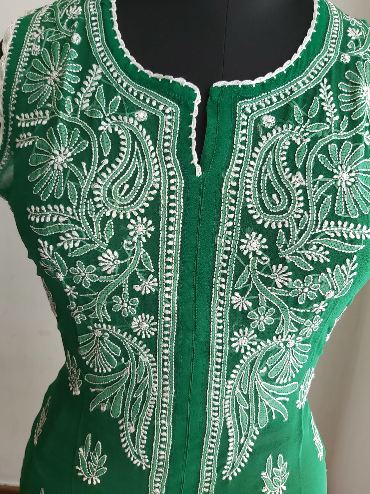 Georgette Sleeveless Kurti