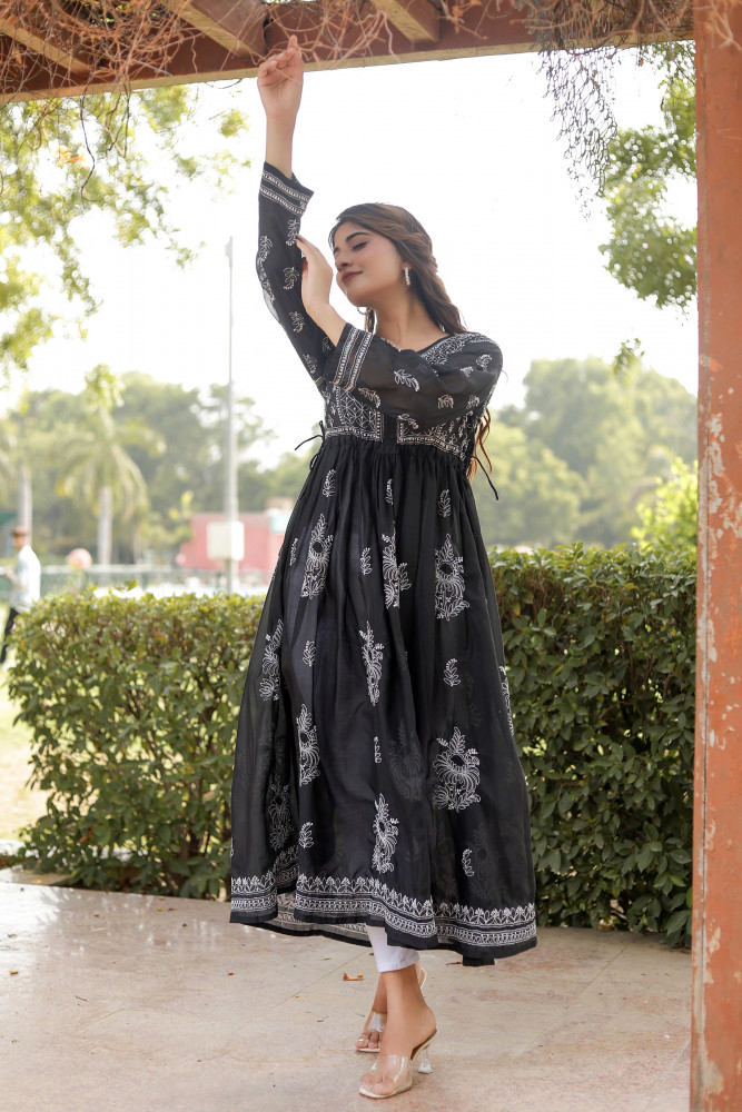 Women Black 3/4Th Sleeve A-Line Cotton Kurta main image 1