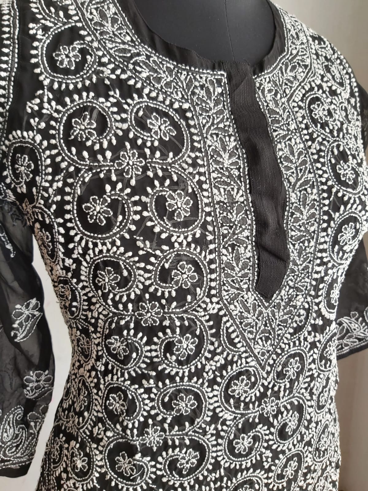 Black and white Georgette Kurti