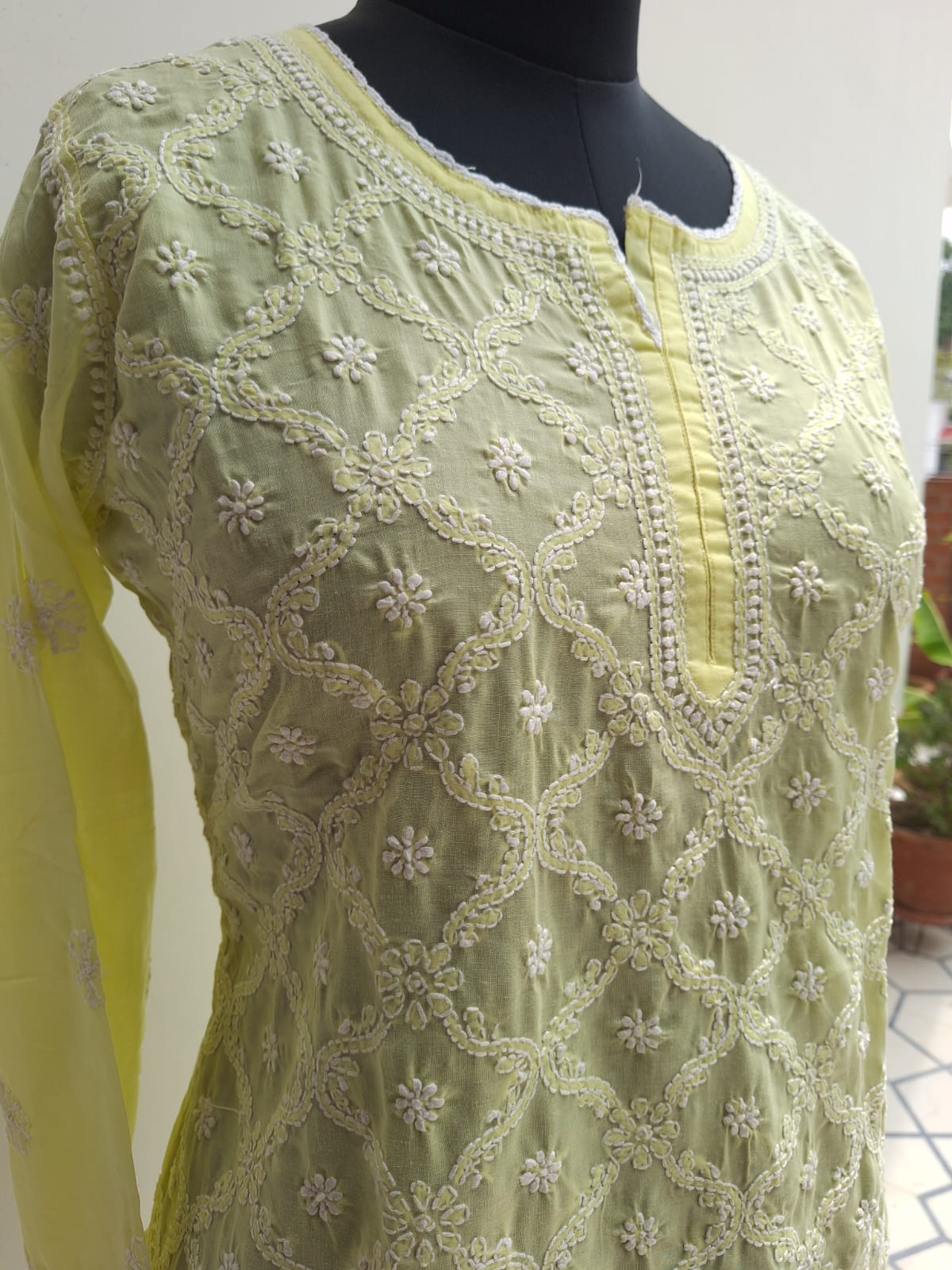 Lemon Cotton Short Top