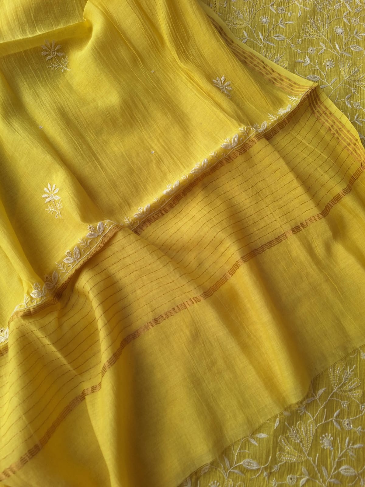 Mul Chanderi kurta dupatta with embellishments