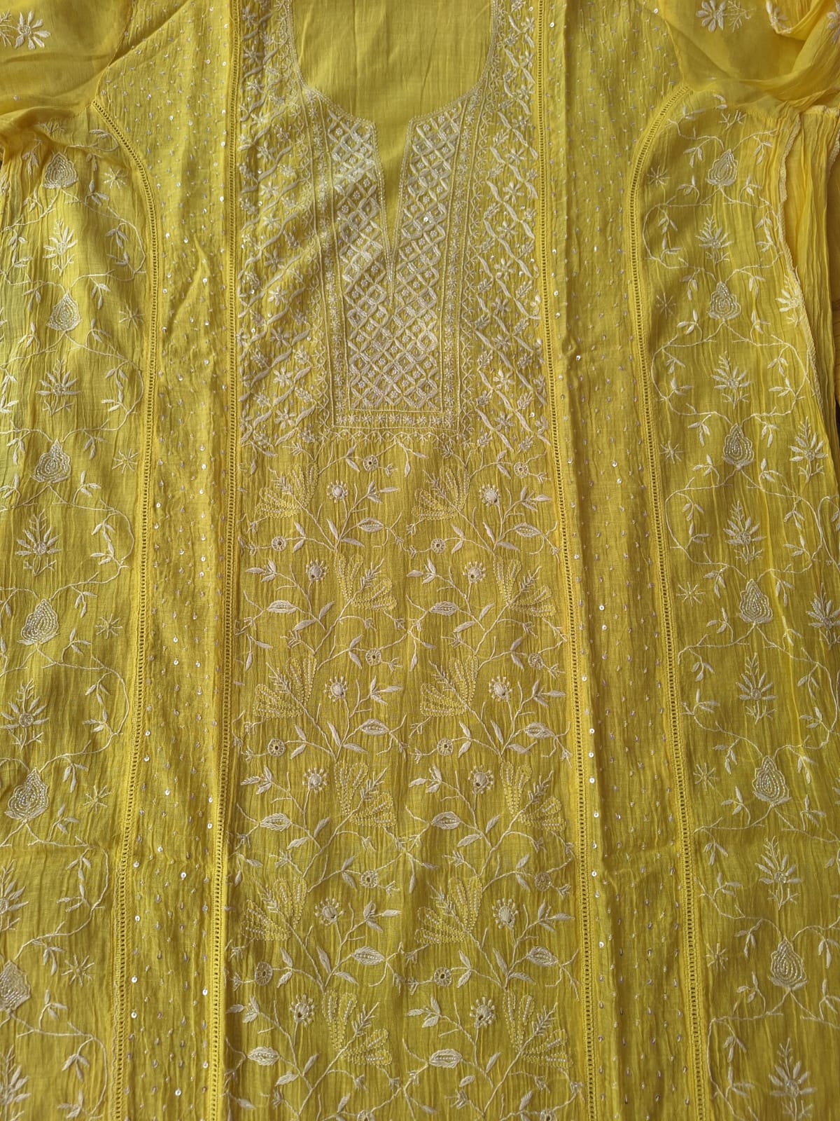 Mul Chanderi kurta dupatta with embellishments