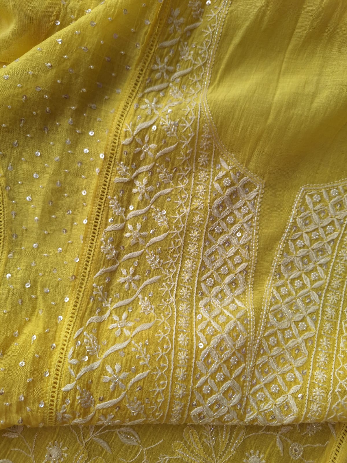 Mul Chanderi kurta dupatta with embellishments
