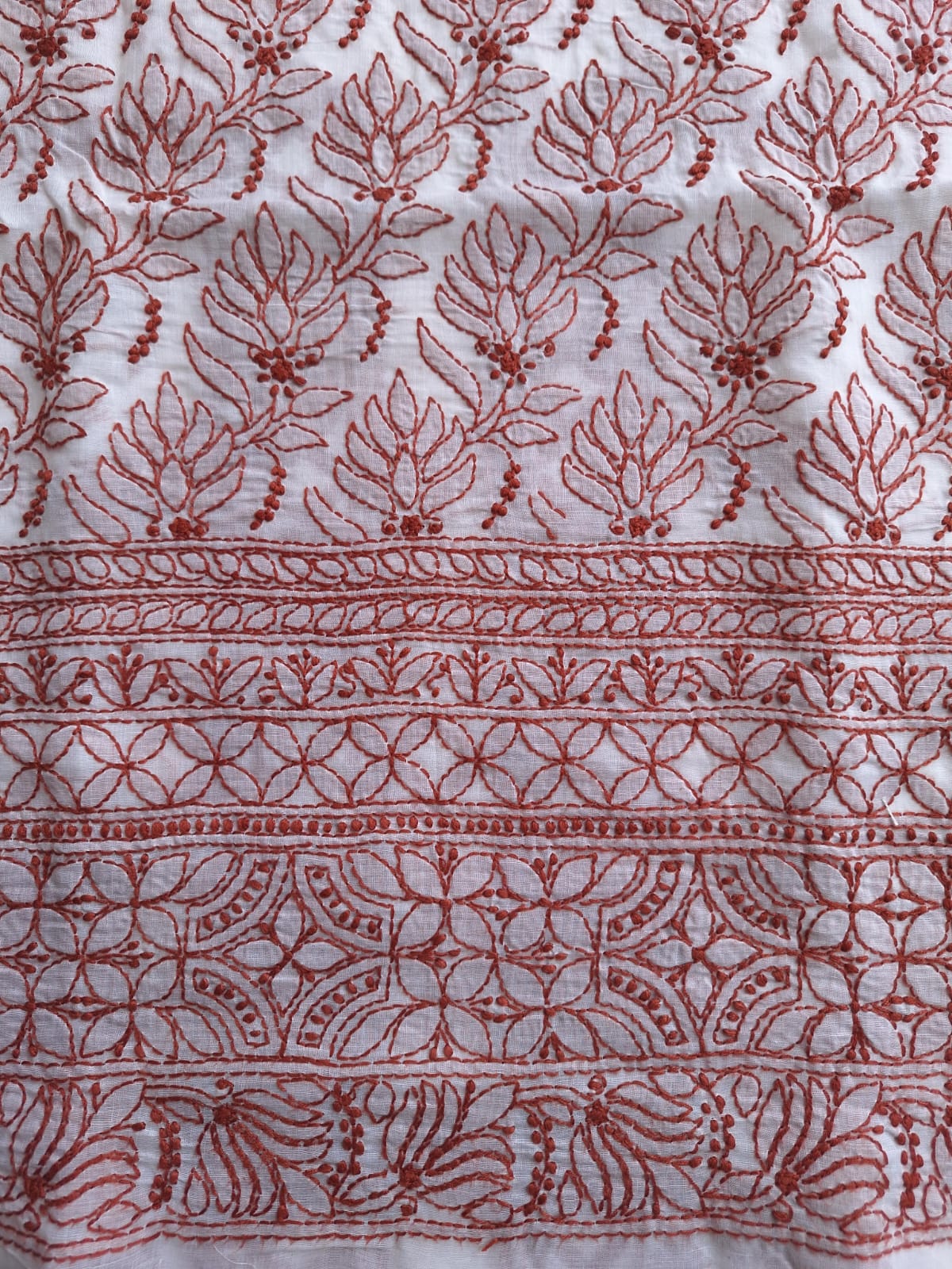 Cotton White base kurta with Colored Chikankari