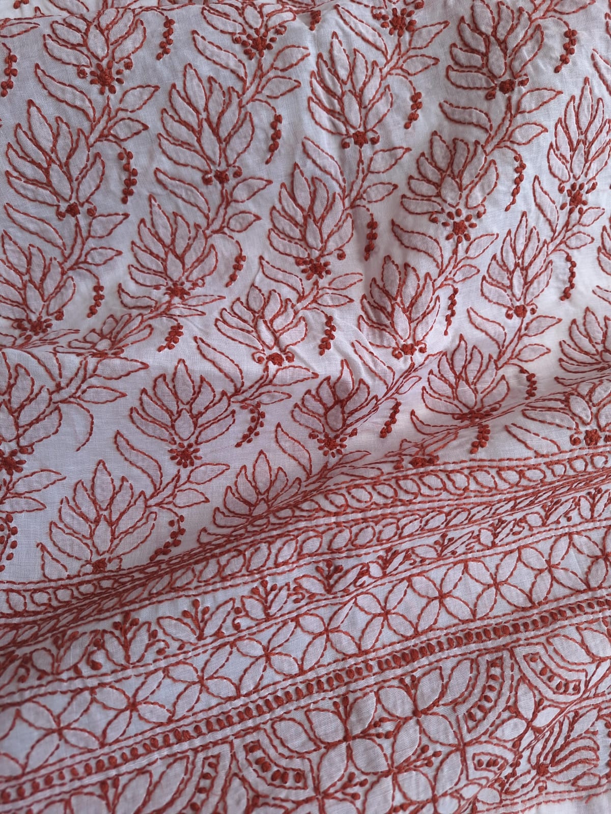 Cotton White base kurta with Colored Chikankari