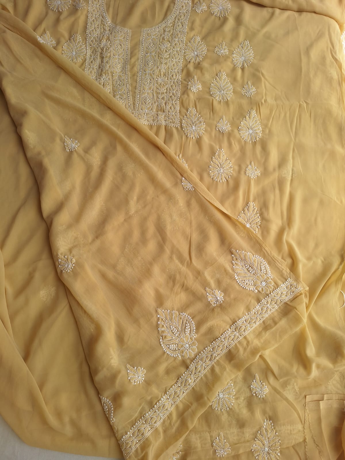 BeigeKhaki Color Georgette full set