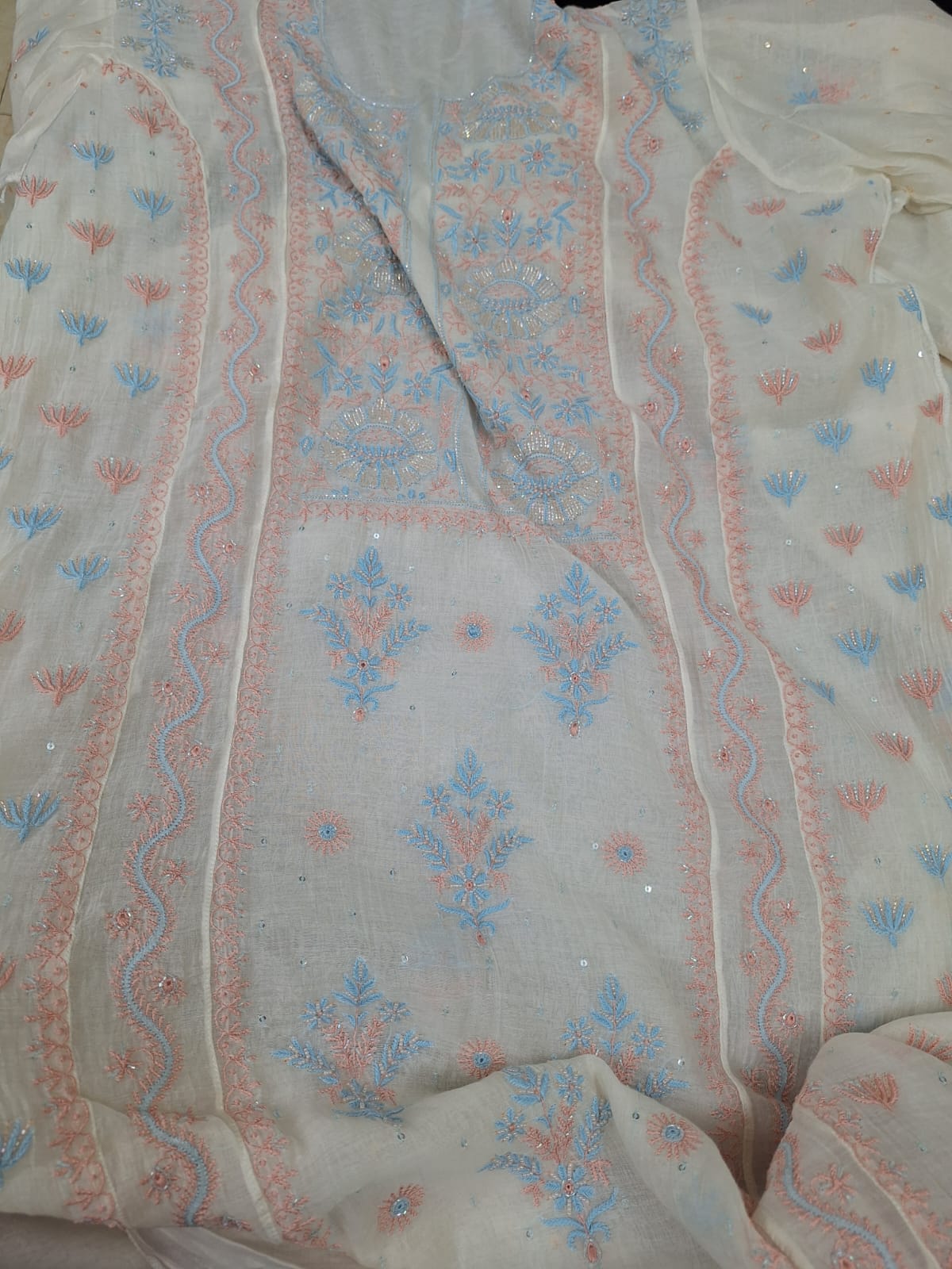 Premium Mul Chanderi Chikankari kurta Dupatta
