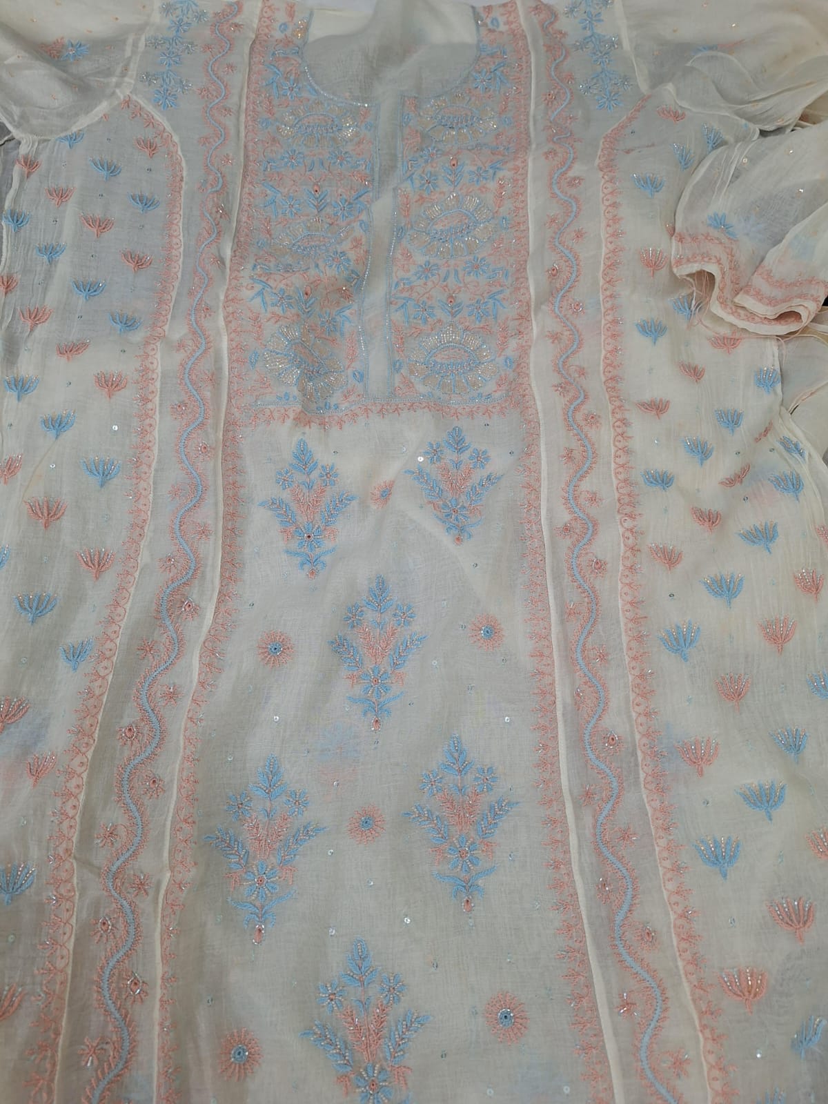 Premium Mul Chanderi Chikankari kurta Dupatta