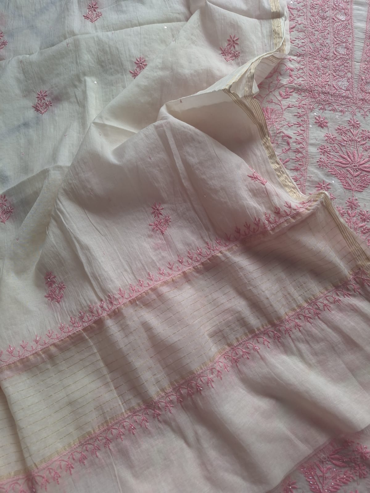 Mul Chanderi kurta dupatta with Fine chikankari and Embellishment