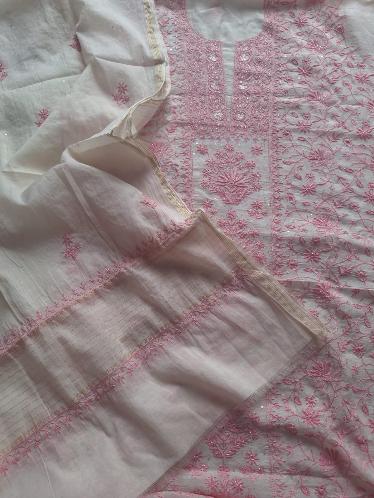 Mul Chanderi kurta dupatta with Fine chikankari and Embellishment