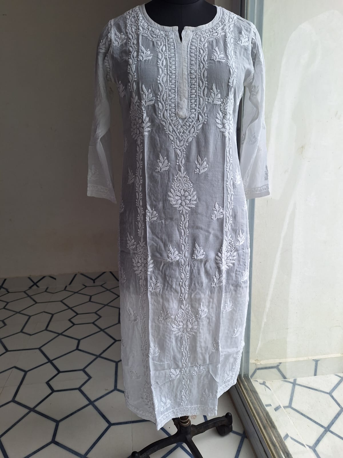 White Muslin Kurti with Beautiful Ghas Patti work