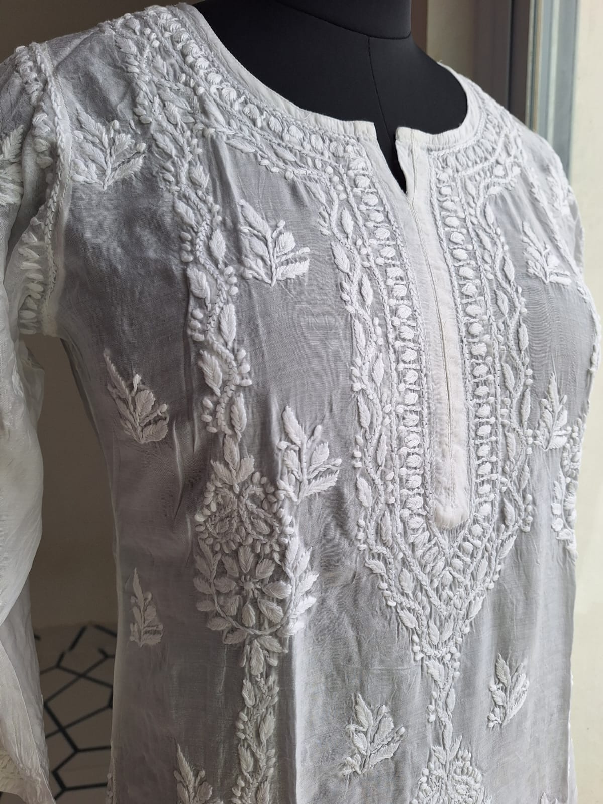 White Muslin Kurti with Beautiful Ghas Patti work