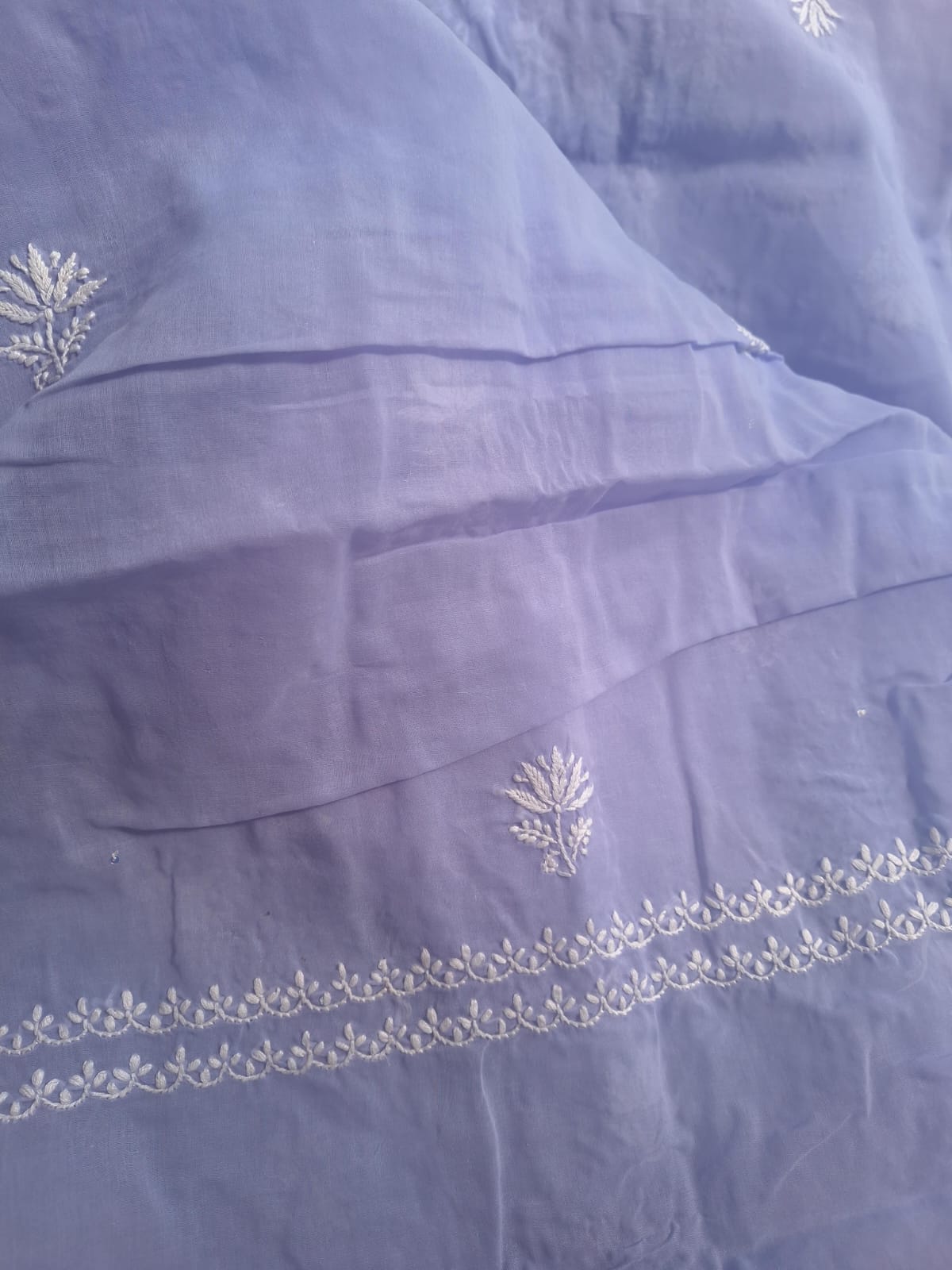 Lavender cotton kurta and dupatta with chikan embroidery and embellishments