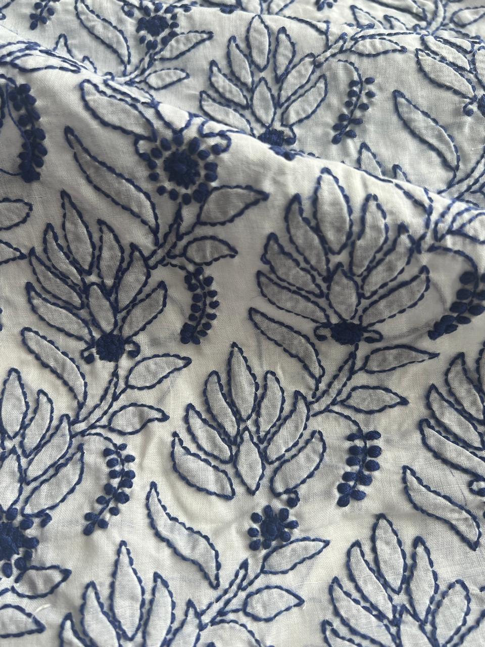 Cotton White kurta with Indigo color Chiknakari