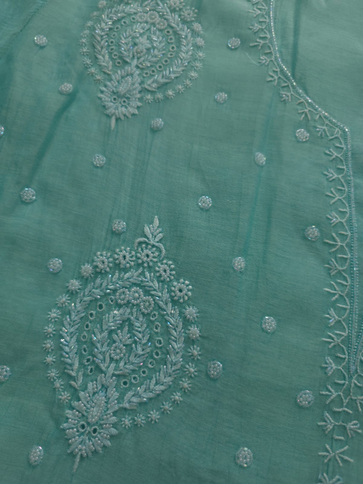Green Mul chanderi kurta dupatta with chikanwork and embellishments