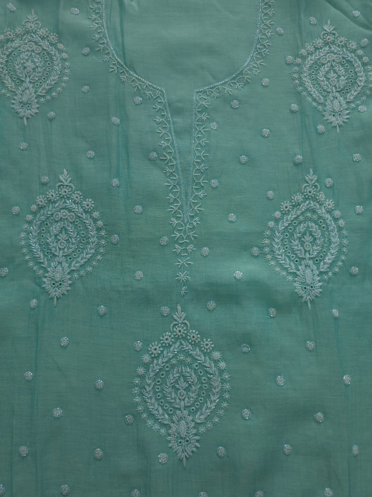 Green Mul chanderi kurta dupatta with chikanwork and embellishments