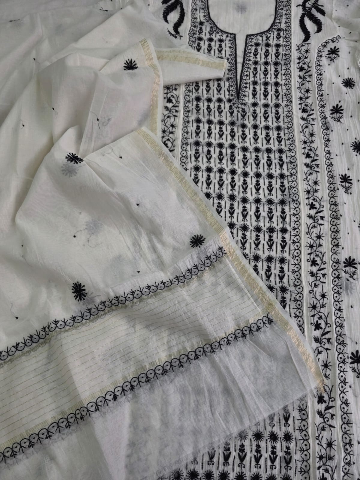 Mul chanderi Semistitched Ivory and black kurta dupatta with chikankari