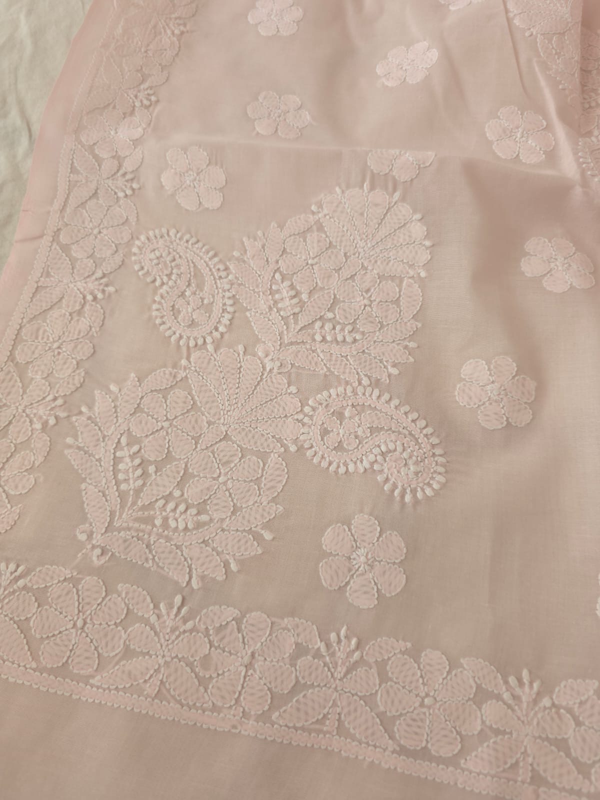 Baby pink Cotton saree with beautiful chikankari