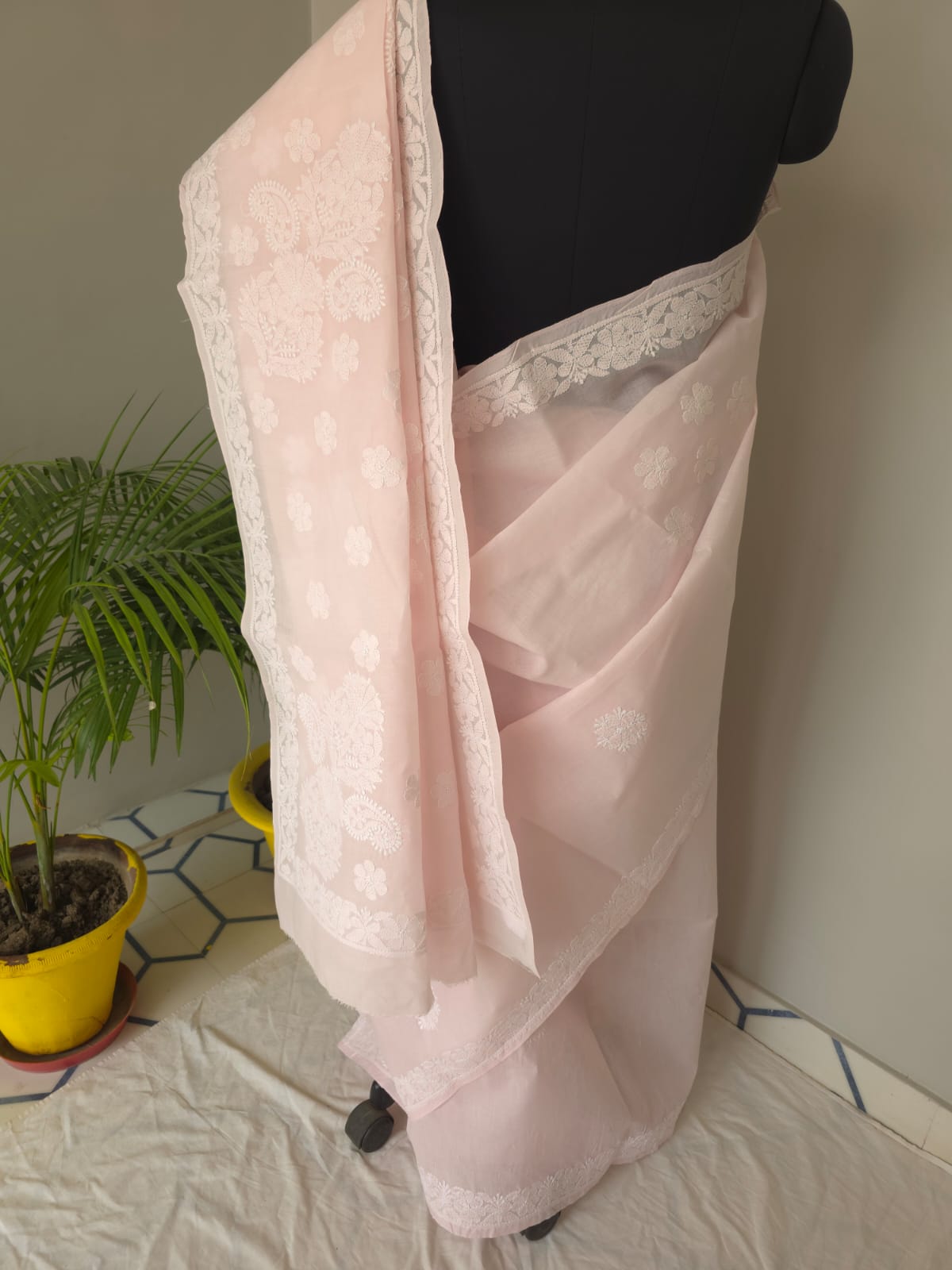 Baby pink Cotton saree with beautiful chikankari