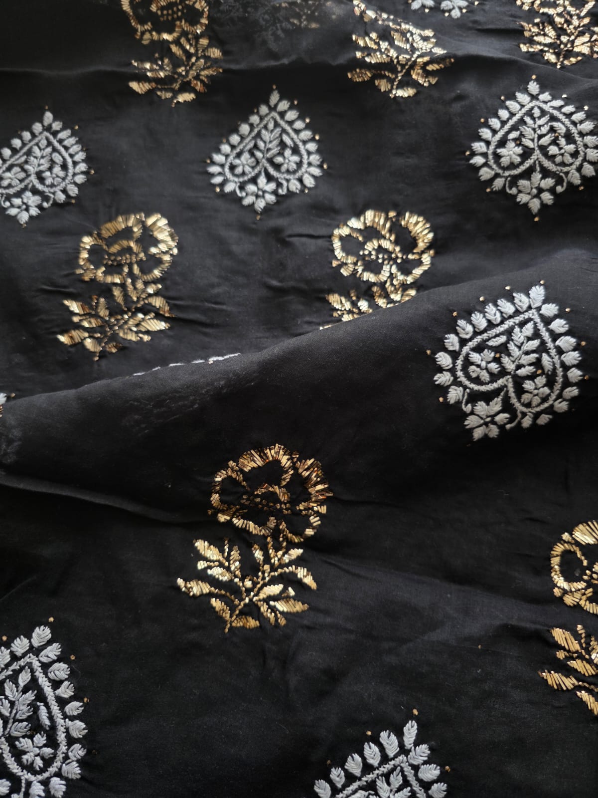 Black cotton full set with white chikankari and Mukaish motifs