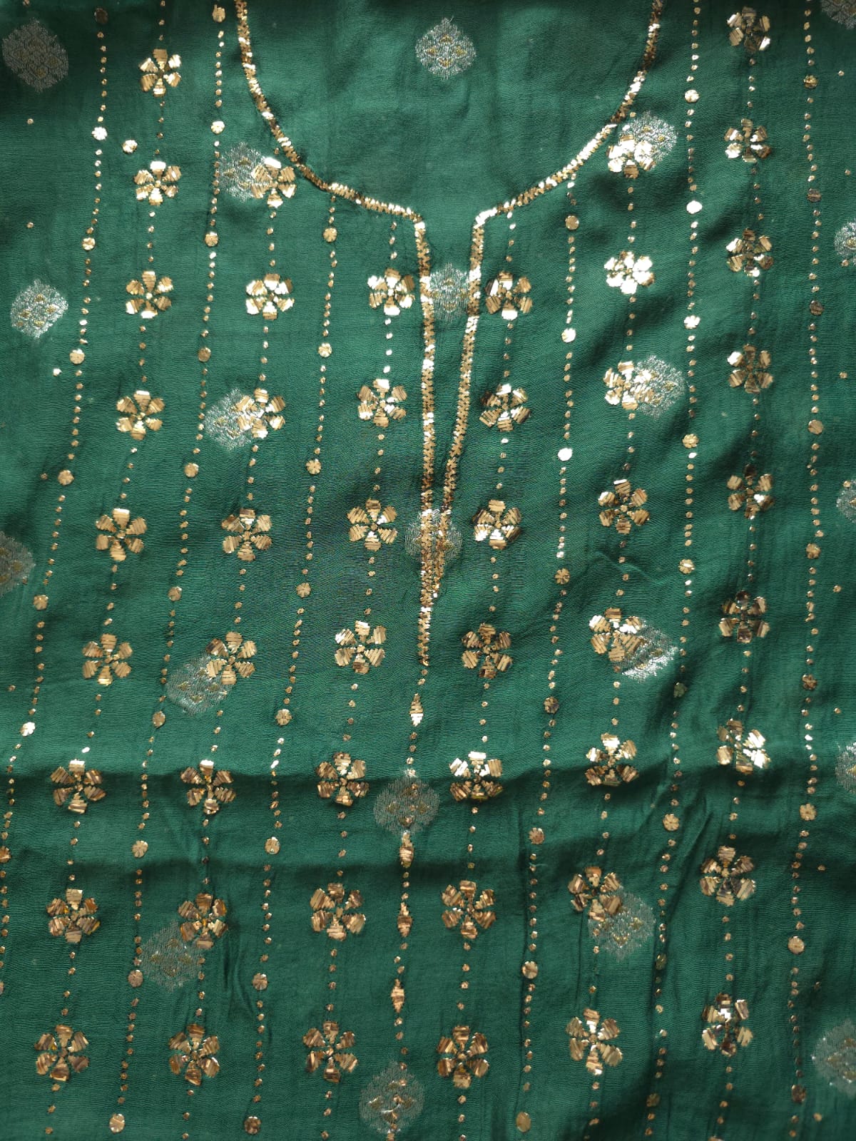 Bottle Green Mul chanderi zari weaved unstitched kurta and dupatta with chaloo Mukaish