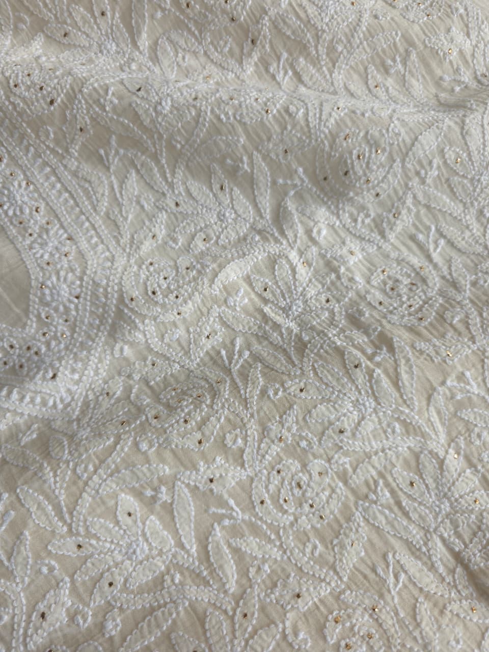 Off white Mul chanderi unstitched kurta dupatta with chikan mukaish