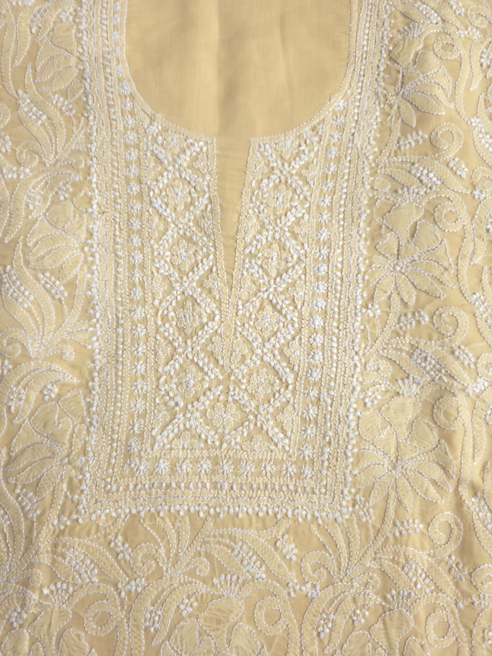 Beige cotton full set with extremely fine handwork