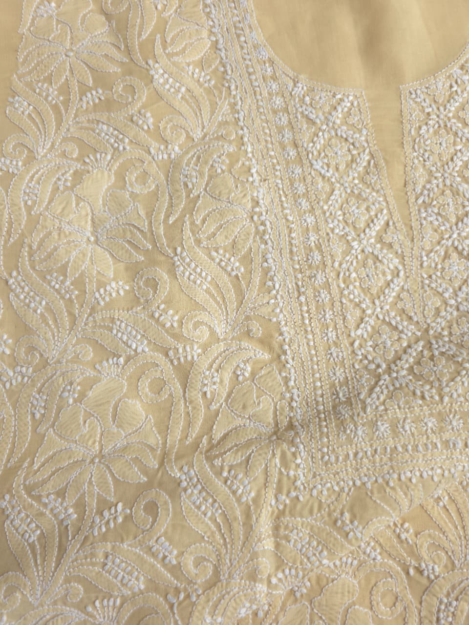 Beige cotton full set with extremely fine handwork