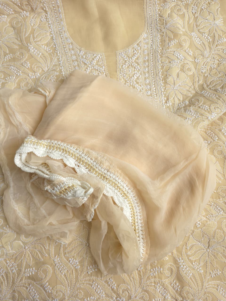 Beige cotton full set with extremely fine handwork