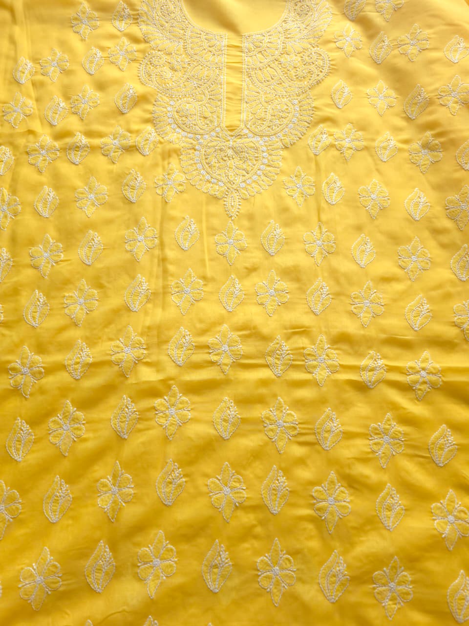 Mango Yellow cotton full set with neckline and butas