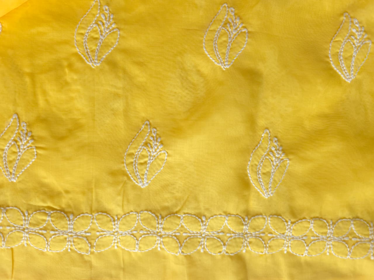 Mango Yellow cotton full set with neckline and butas