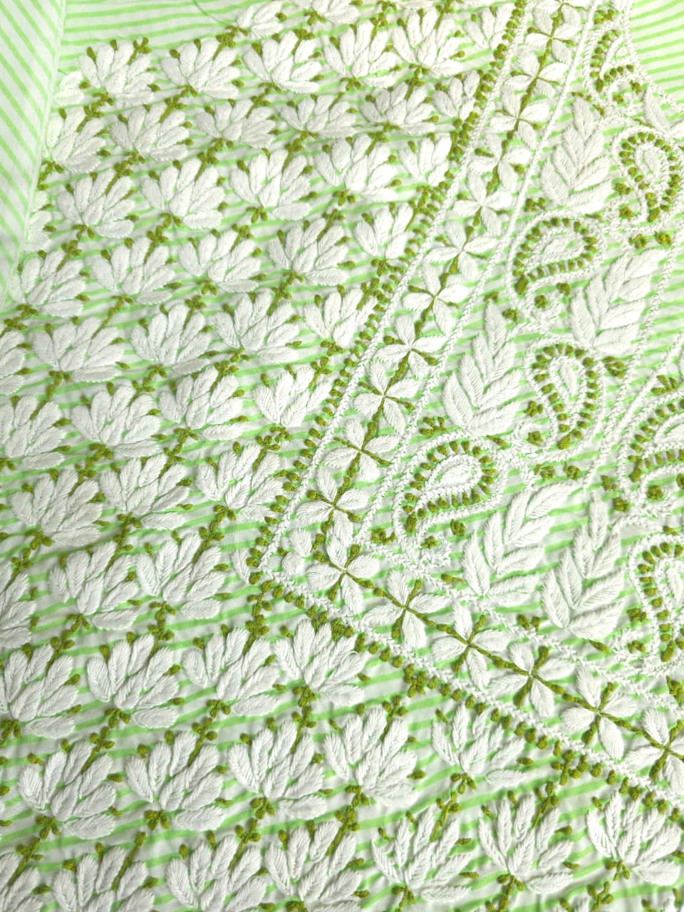 Green cotton Leheriya kurta fabric with Jaalwork