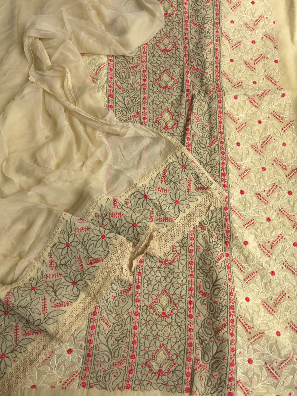 Dusty olive green full set with contrast handwork and jaaliwork