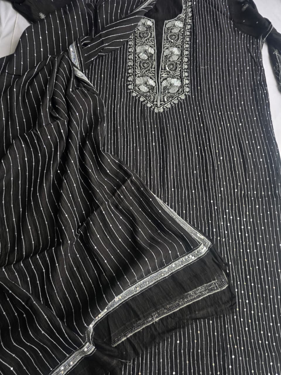 Black Mul chnaderi handwork Jaalwork Kurta and dupatta set