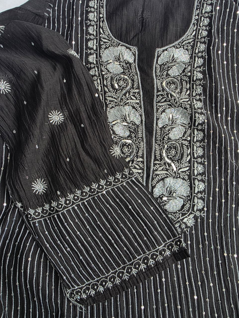 Black Mul chnaderi handwork Jaalwork Kurta and dupatta set