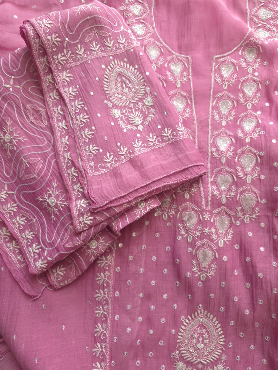 Pinkish Lilac Mul chanderi hand embroidered kurta with Jaal dupatta