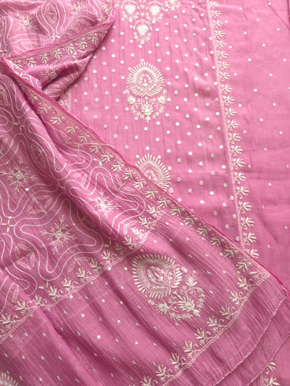 Pinkish Lilac Mul chanderi hand embroidered kurta with Jaal dupatta