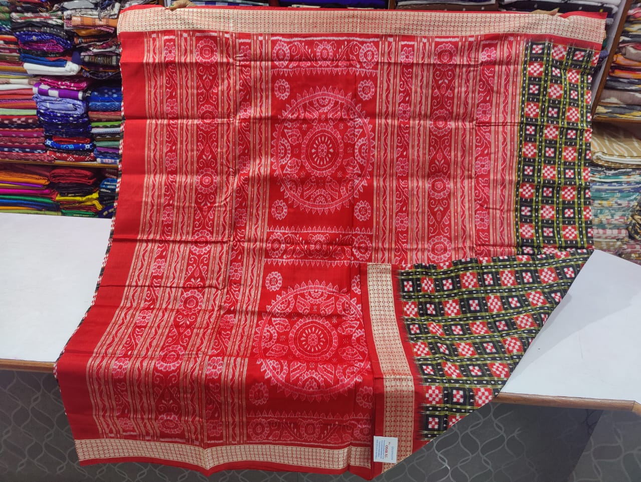 Black and Red sambalpuri pasapalli silk saree