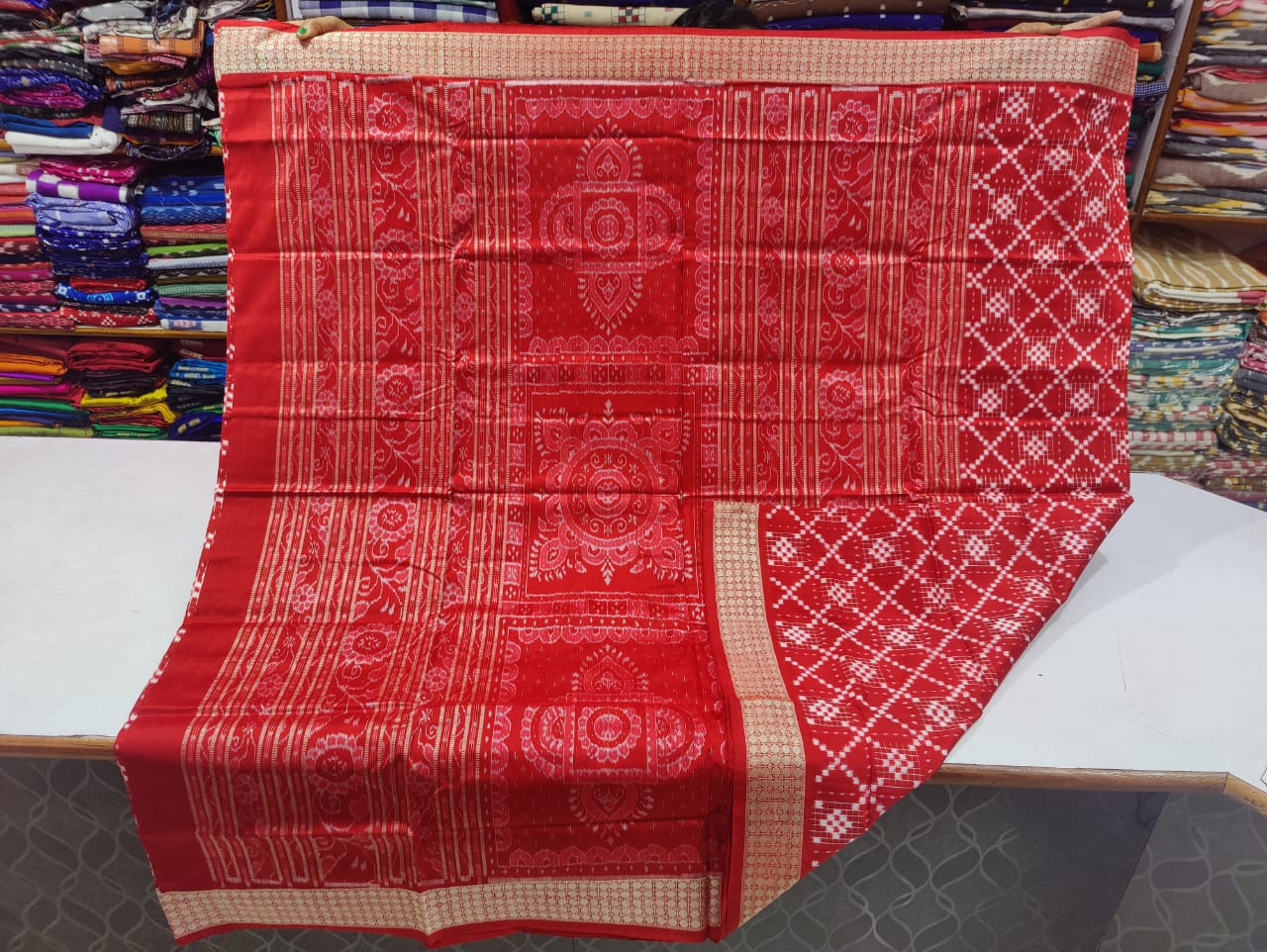 Red Sambalpuri pasapalli silk saree