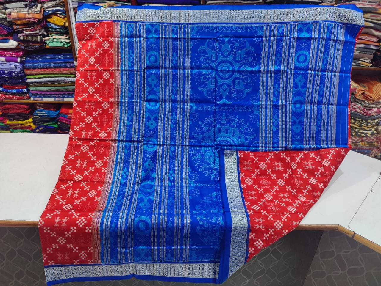 Red and Blue sambalpuri pasapalli silk saree