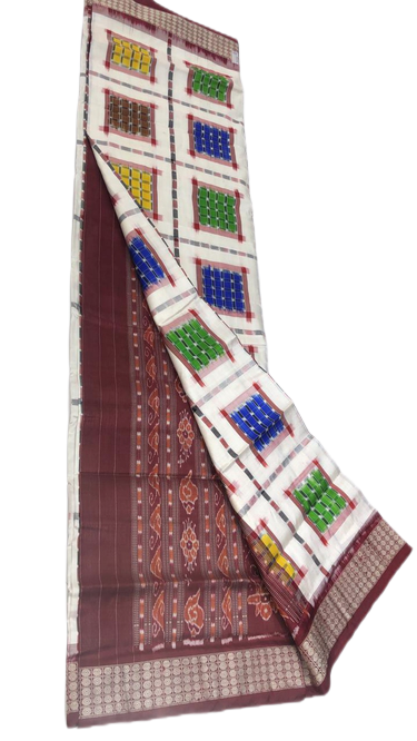 White and maroon handwoven pasapalli saree