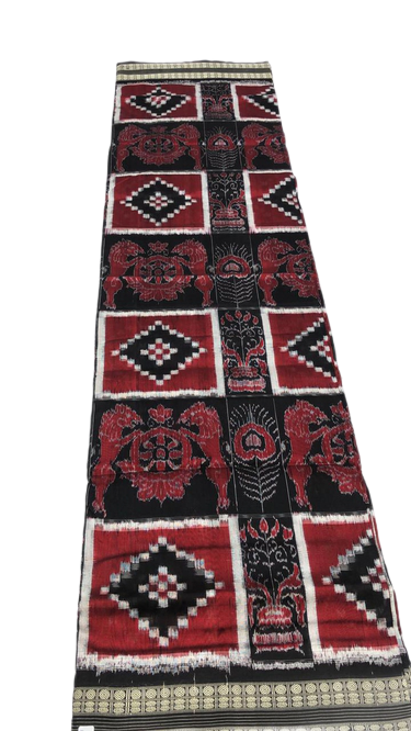 Maroon and black traditional design pasapalli saree