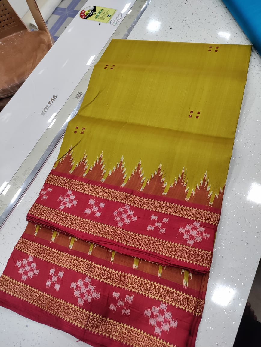 Mustard yellow Pasapalli Border khandua silk saree